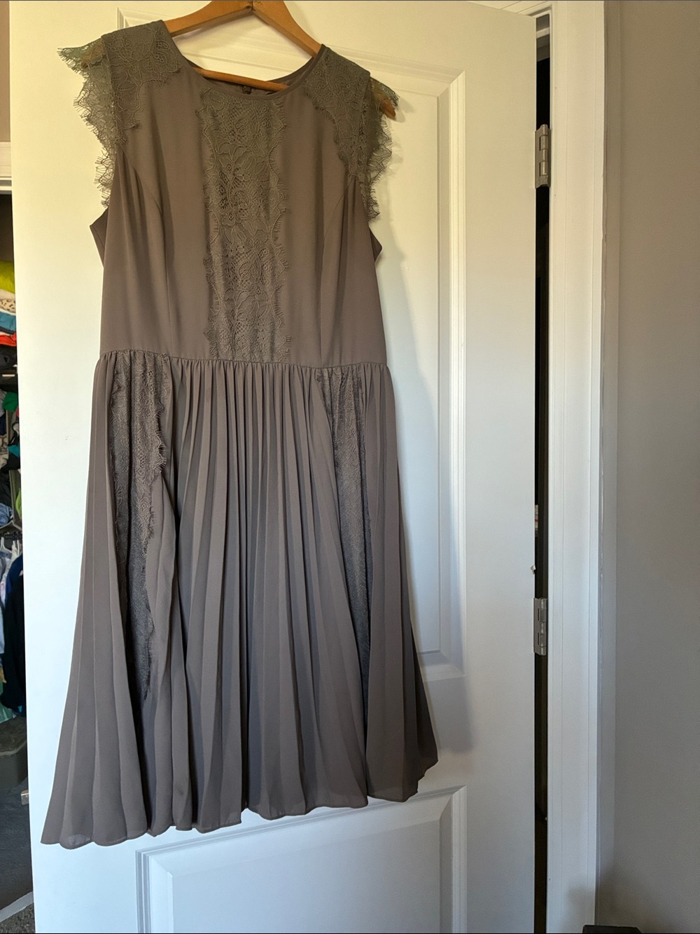 Banana Republic Taupe Lace-Trim Pleated dress